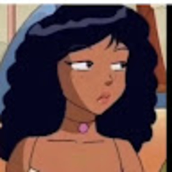 Meet your Posher, Gabriella - Picture 1 of 1